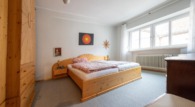 Schlafzimmer im 1.OG - 184 m² Wfl. zzgl. 90m² Gewerbefläche - Leben und Arbeiten mitten in der Stadt !